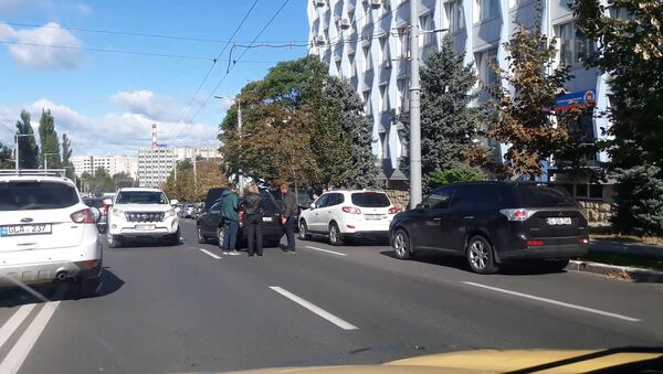 Accident straniu pe bd. Ștefan cel Mare din Chișinău - Sputnik Moldova
