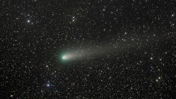Комета 21P снята в момент максимального приближения к Солнцу за 72 года - Sputnik Молдова