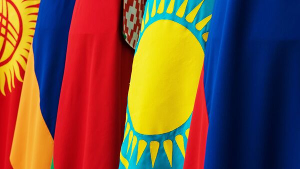 Флаги стран-участниц ЕАЭС - Sputnik Moldova-România