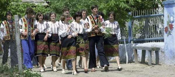 Выпускники средней школы. Село Цыбулевка Дубосарского района. Молдавская ССР. - Sputnik Молдова