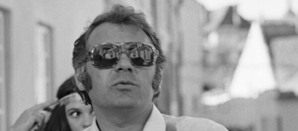 Кинорежиссер Лотяну во время съемок фильма Табор уходит в небо - Sputnik Moldova