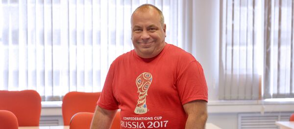 Болельщик с 40-летним стажем Олег Дмитриев - Sputnik Молдова