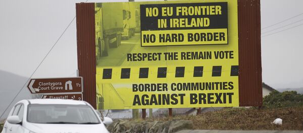 Border from the Irish Republic into Northern Ireland Border from the Irish Republic into Northern Ireland - Sputnik Moldova-România