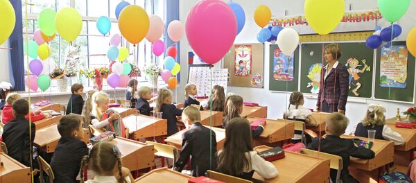 День знаний в российских школах - Sputnik Молдова