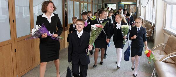 Учительница русского языка, литературы - Sputnik Moldova