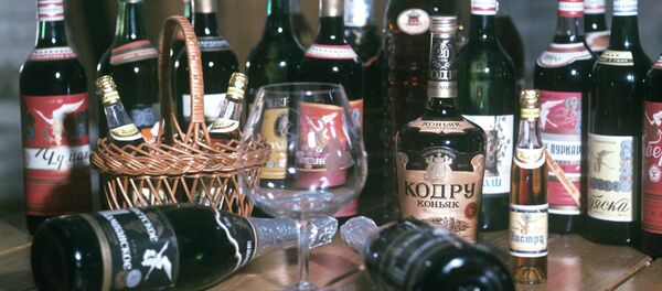 Молдавские вина получили более 200 золотых и серебряных медалей на международных конкурсах-дегустациях вин. Молдавские вина получили более 200 золотых и серебряных медалей на международных конкурсах-дегустациях вин. - Sputnik Молдова