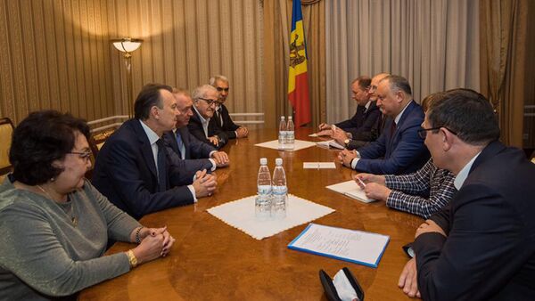 Igor Dodon a avut o întrevedere cu președinții Camerelor de Comerț și Industrie din țările CSI care se află în Moldova - Sputnik Moldova