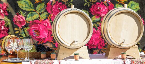 День вина в Кишиневе 2018 Ziua Națională a Vinului День вина в Кишиневе 2018 Ziua Națională a Vinului - Sputnik Молдова