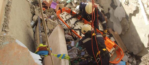 Работа спасателей на месте взрыва в многоэтажке в Кишиневе - Sputnik Молдова