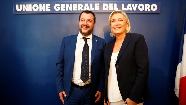 Marine Le Pen și Matteo Salvini - Sputnik Moldova-România