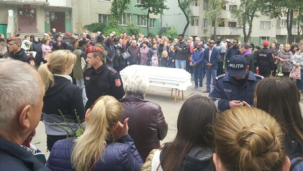 Кишинев прощается с погибшими в результате взрыва на Рышкановке - Sputnik Moldova