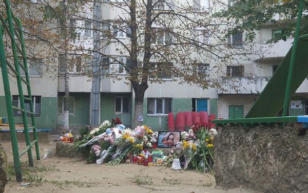 Кишинев прощается с погибшими в результате взрыва на Рышкановке - Sputnik Молдова