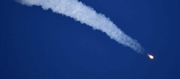 Старт ракеты-носителя Союз-ФГ с пилотируемым кораблем Союз МС-10 - Sputnik Moldova-România
