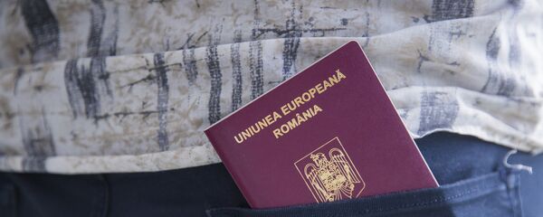 Pașaport românesc - Sputnik Молдова