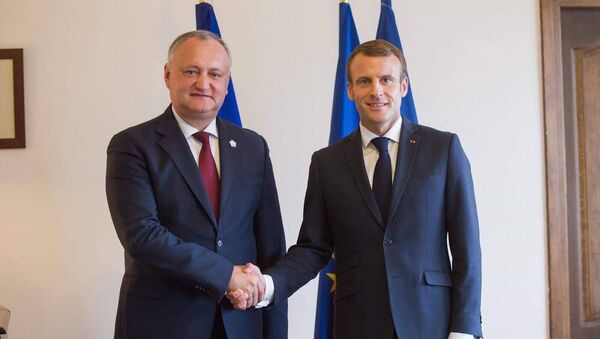 Игорь Додон с президентом Франции Эмманюэлем Макроном - Sputnik Moldova