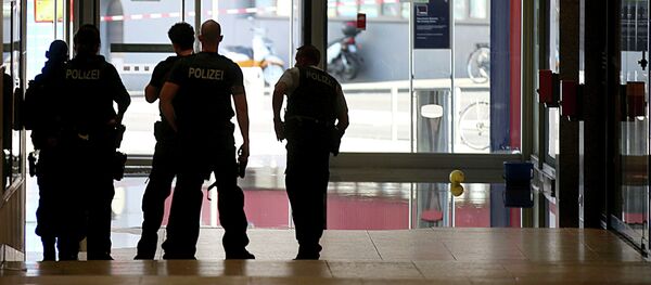 В центре Кельна захватили заложницу В центре Кельна захватили заложницу - Sputnik Молдова