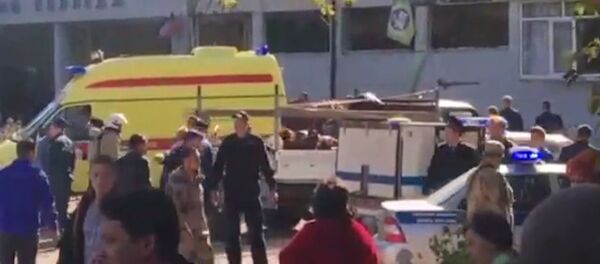 Взрыв в колледже в Керчи. Кадры с места происшествия - Sputnik Молдова