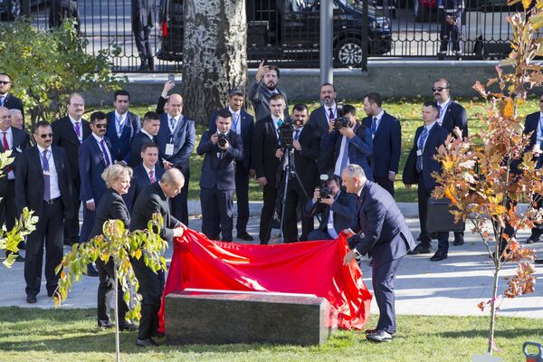 Официальная церемония открытия отреставрированной резиденции президента Молдовы. - Sputnik Молдова