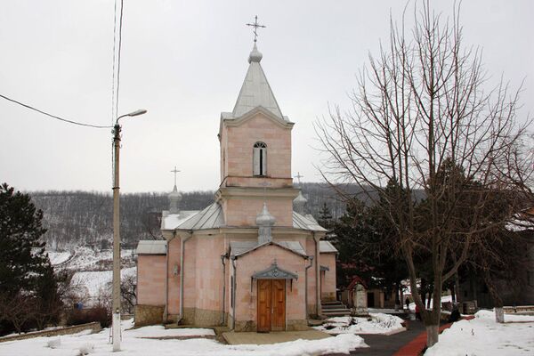 Mănăstirea de maici „Sfântul Gheorghe” din Suruceni - Sputnik Moldova