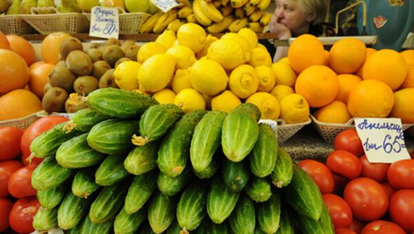 Россия запретила ввоз овощей из ЕС, сообщил Онищенко - Sputnik Moldova