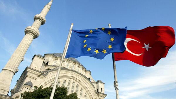 Flags of Turkey, right, and the European Union are seen in front of a mosque in Istanbul, Turkey - Sputnik Moldova