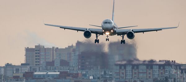 Un avion atterrit à Omsk - Sputnik Moldova