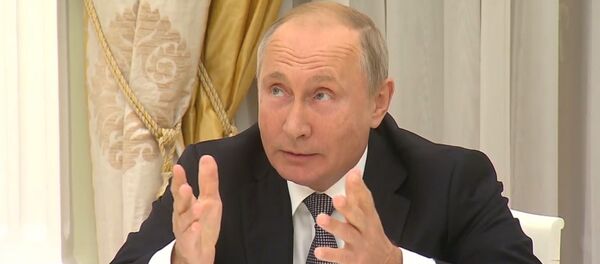 Путин про герб США - Sputnik Молдова