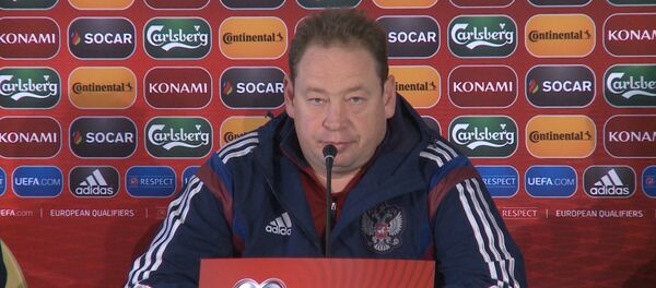 Тренер и игрок сборной России сообщили, чего ждать от матча с Молдовой Тренер и игрок сборной России сообщили, чего ждать от матча с Молдовой - Sputnik Молдова