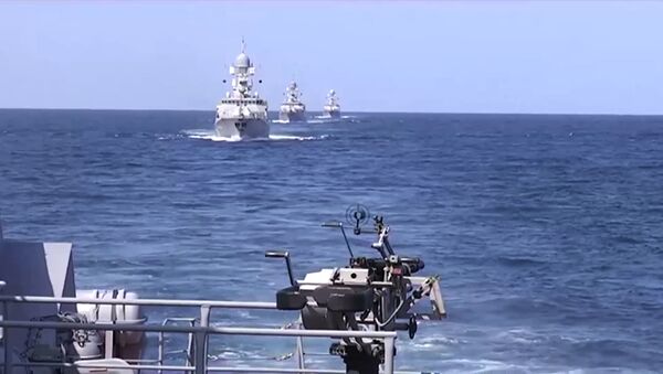 Корабли Каспийской флотилии выполнили пуски крылатых ракет по позициям боевиков ИГ в Сирии - Sputnik Молдова