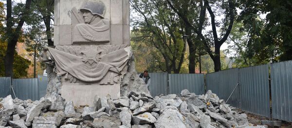 Снос памятника Благодарности солдатам Красной армии, Снос памятника Благодарности солдатам Красной армии, - Sputnik Молдова