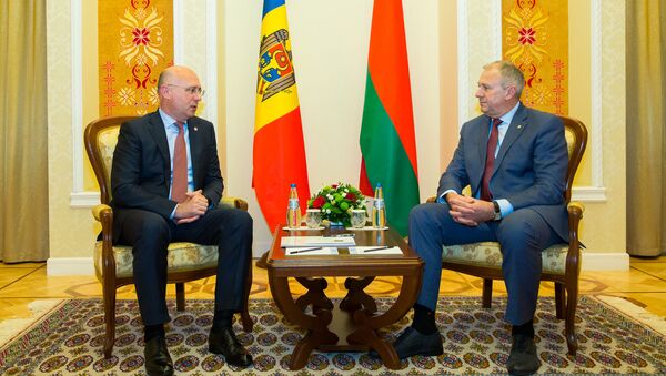 Молдавский премьер Павел Филип провел встречу с белорусским коллегой Сергеем Румасом в Минске - Sputnik Moldova