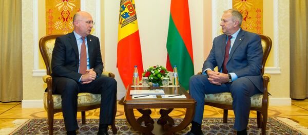 Молдавский премьер Павел Филип провел встречу с белорусским коллегой Сергеем Румасом в Минске - Sputnik Moldova