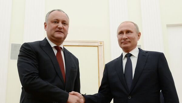 Президент РФ В. Путин встретился с президентом Молдавии И. Додоном - Sputnik Moldova