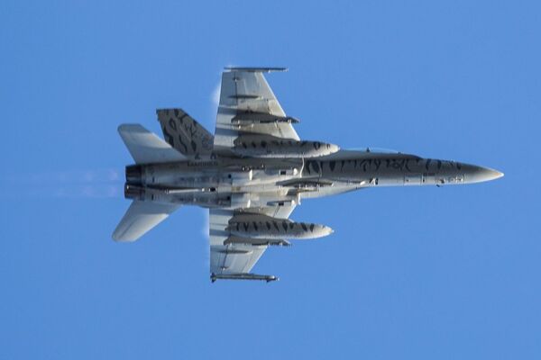 Удар трезубцем: почему учения НАТО в Норвегии могут дорого обойтись Европе Удар трезубцем: почему учения НАТО в Норвегии могут дорого обойтись Европе - Sputnik Молдова