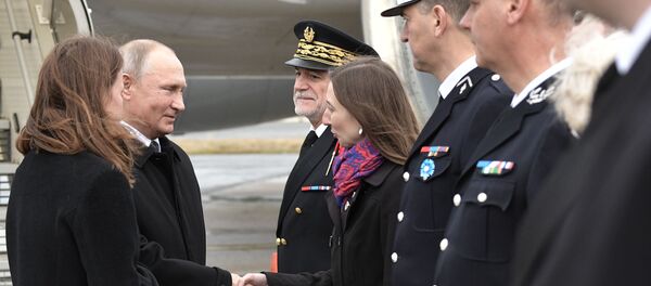 Vizita lui Putin în Franța Vizita lui Putin în Franța - Sputnik Moldova-România