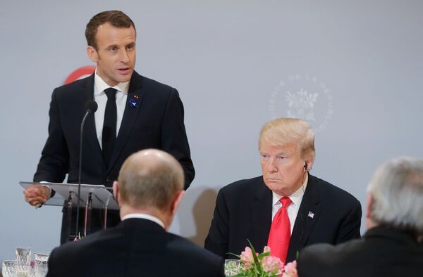 Detalii de la Kremlin: Dialogul dintre Vladimir Putin și Donald Trump Detalii de la Kremlin: Dialogul dintre Vladimir Putin și Donald Trump - Sputnik Moldova