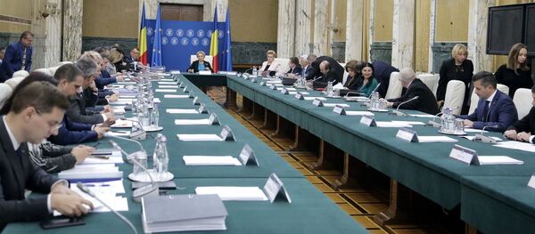 Declarații susținute de premierul Viorica Dăncilă la începutul ședinței de guvern - Sputnik Moldova-România