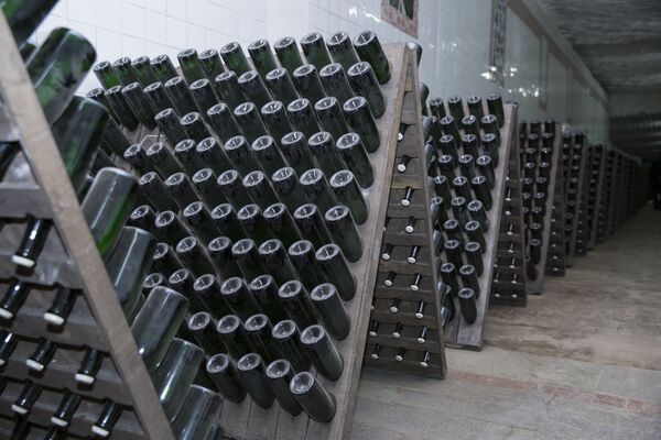 Cricova este prima întreprindere din Moldova care a început să producă vinuri spumante  - Sputnik Moldova