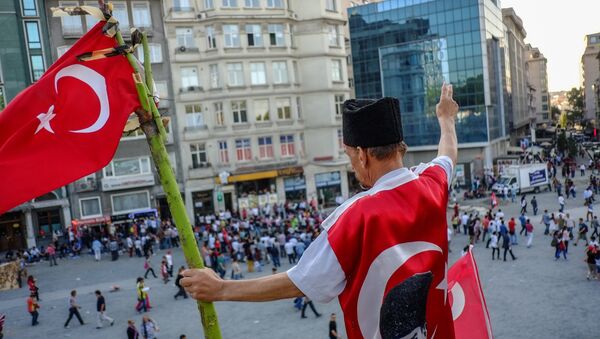 Протестующие на площади Таксим в Стамбуле. Архивное фото - Sputnik Молдова