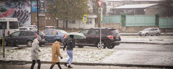 Снег  - Sputnik Молдова