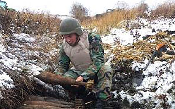 Arsenal de muniţii lichidat în raionul Hînceşti - Sputnik Moldova