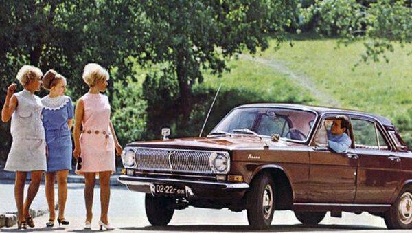Реклама советского автомобиля ГАЗ-24 Волга - Sputnik Moldova