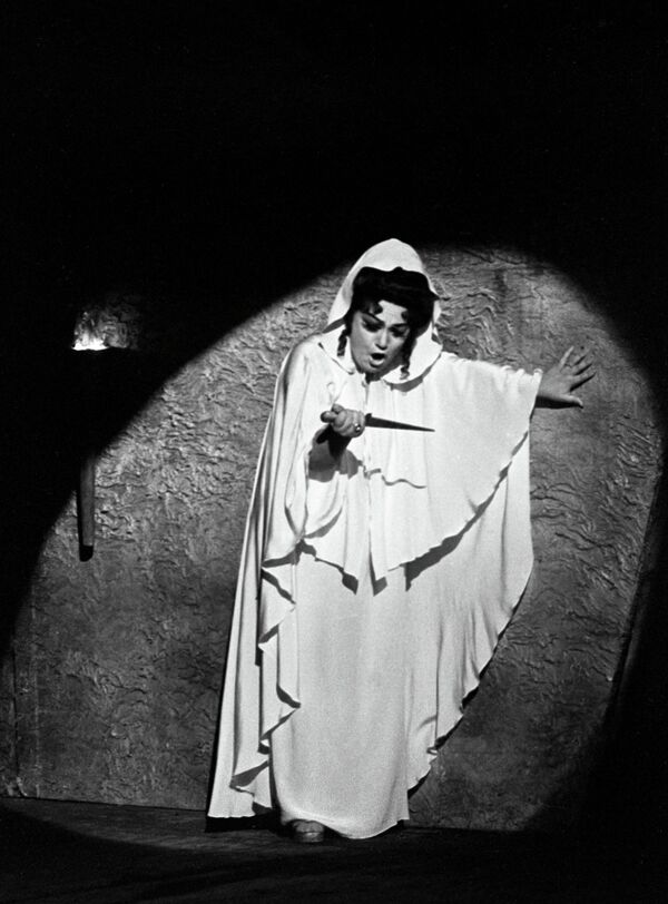 Дирижер Самоилэ: таланты покидают страну из-за нехватки средств на культуру - Sputnik Молдова