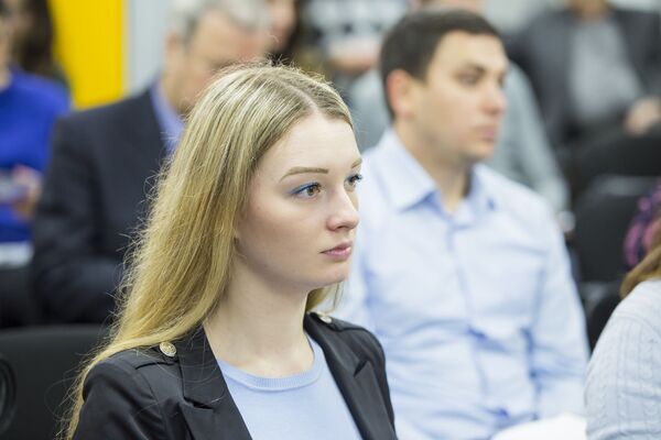 Мастер-класс в пресс-центре Sputnik Молдова посетили как начинающие, так и опытные журналисты. - Sputnik Молдова