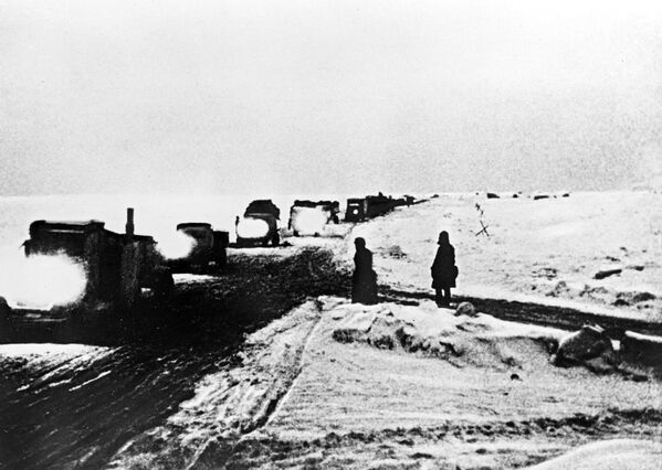 Дорога жизни на Ладожском озере. 31 декабря 1941 года - Sputnik Молдова