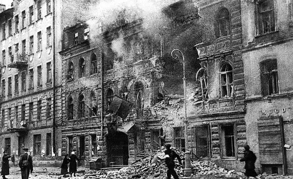 Ленинград во время артобстрела. 1 марта 1942 года - Sputnik Молдова