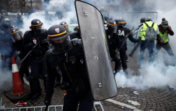 Proteste la Paris - Sputnik Moldova