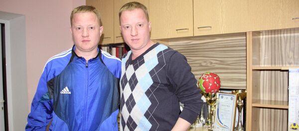 Ковальчук Игорь и Алексей, гандбольные арбитры международного класса, тренеры в СДЮШОР в Тирасполе - Sputnik Молдова