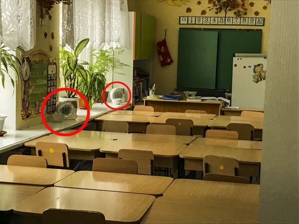 La o grădiniță din Chișinău copii tremură de frig, iar directorul nu întreprinde nimic La o grădiniță din Chișinău copii tremură de frig, iar directorul nu întreprinde nimic - Sputnik Moldova