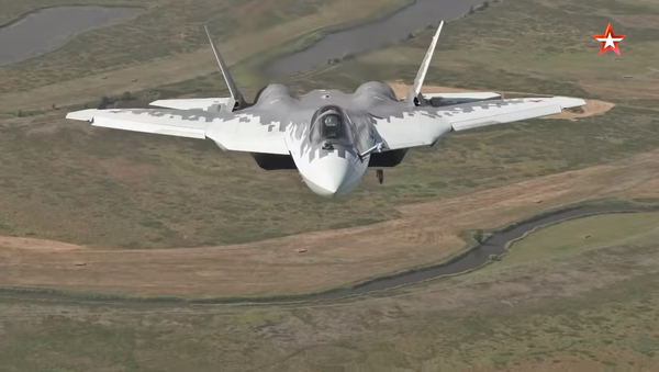 «Дозаправка» Су-57 в небе: кадры с воздуха - Sputnik Молдова